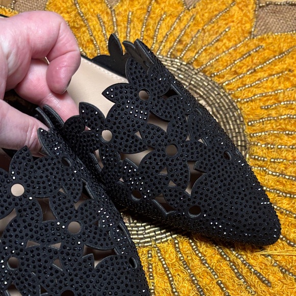 Caparros Black Floral Cutout Mules - Picture 6 of 9